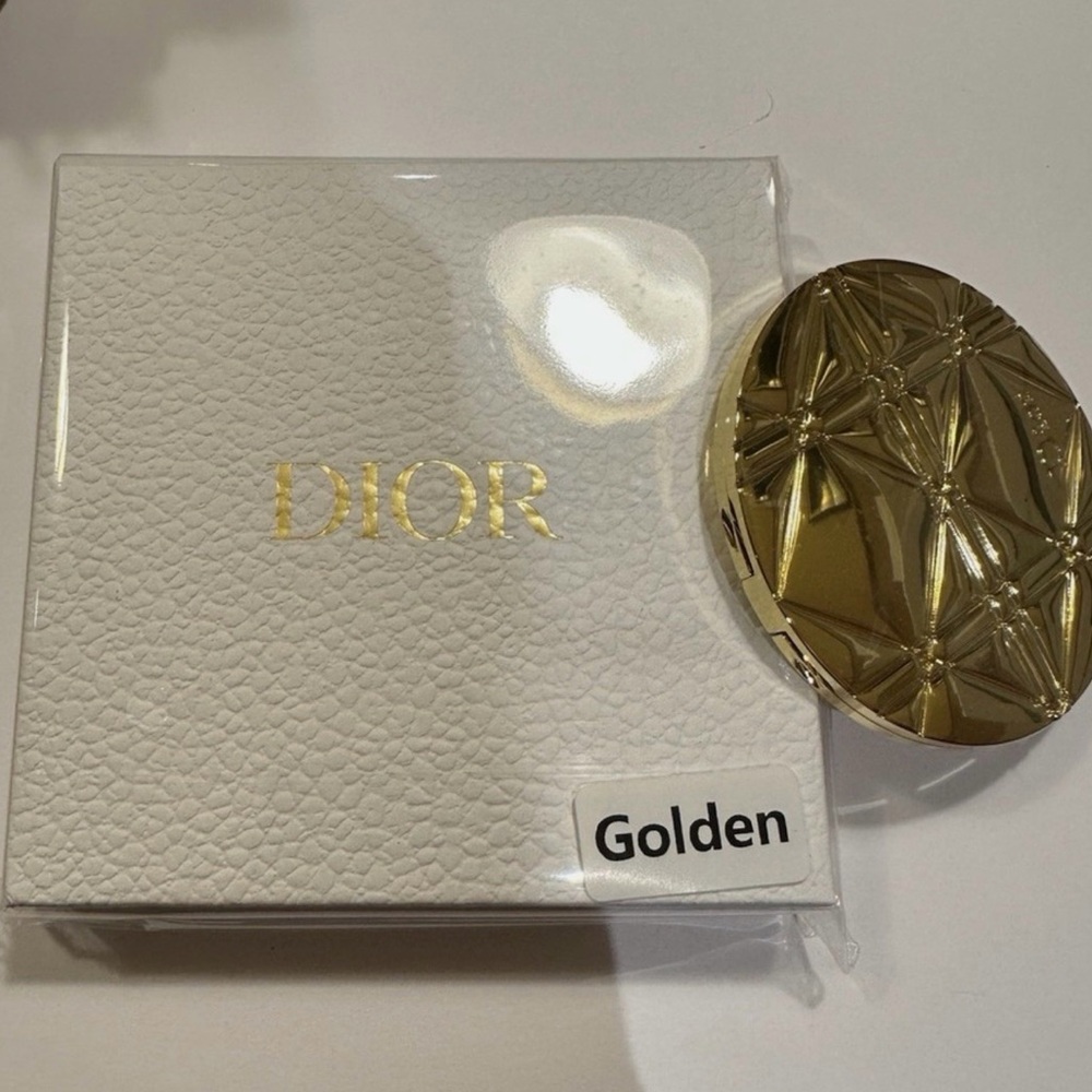 Dior Gold Metal Compact Mirror. NEW/SEALED/LABELED in original couture box GWP - Picture 3 of 9